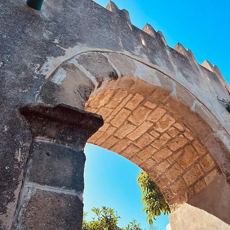 Villa Tiche チェファル エクステリア 写真