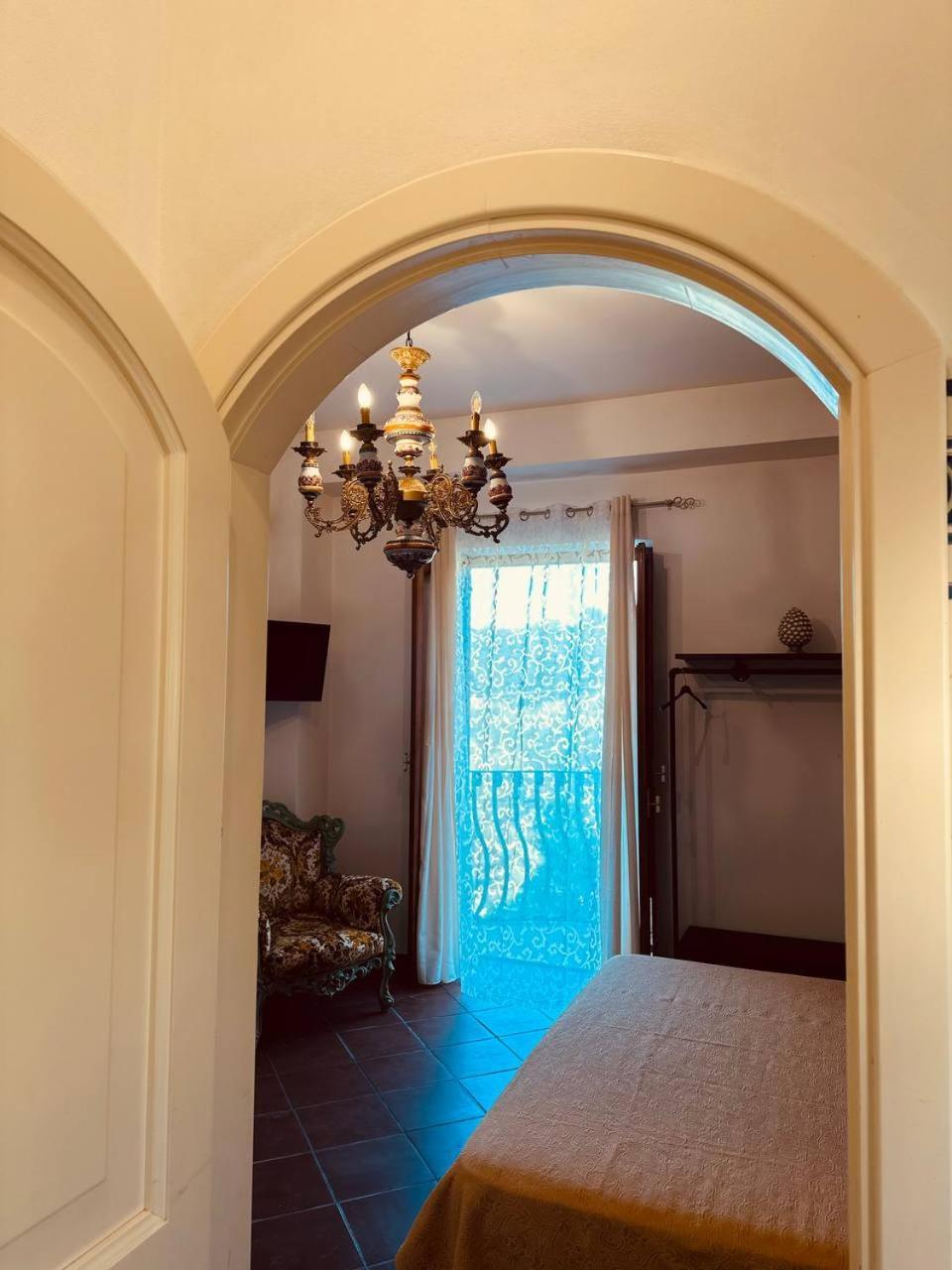 Villa Tiche チェファル エクステリア 写真