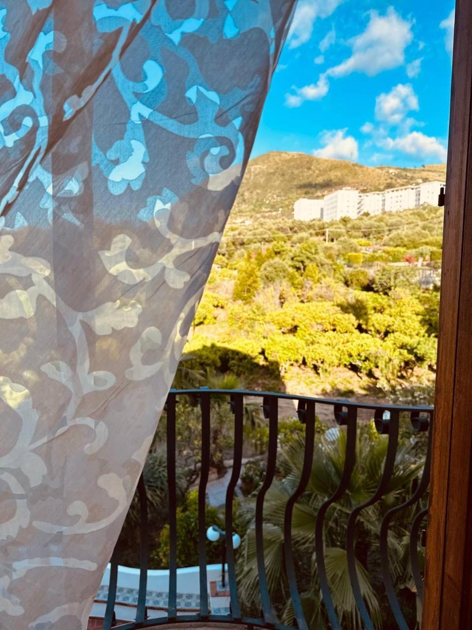Villa Tiche チェファル エクステリア 写真