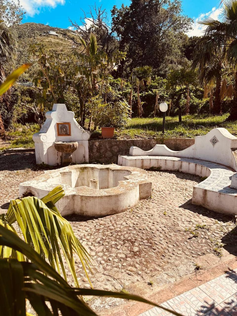 Villa Tiche チェファル エクステリア 写真