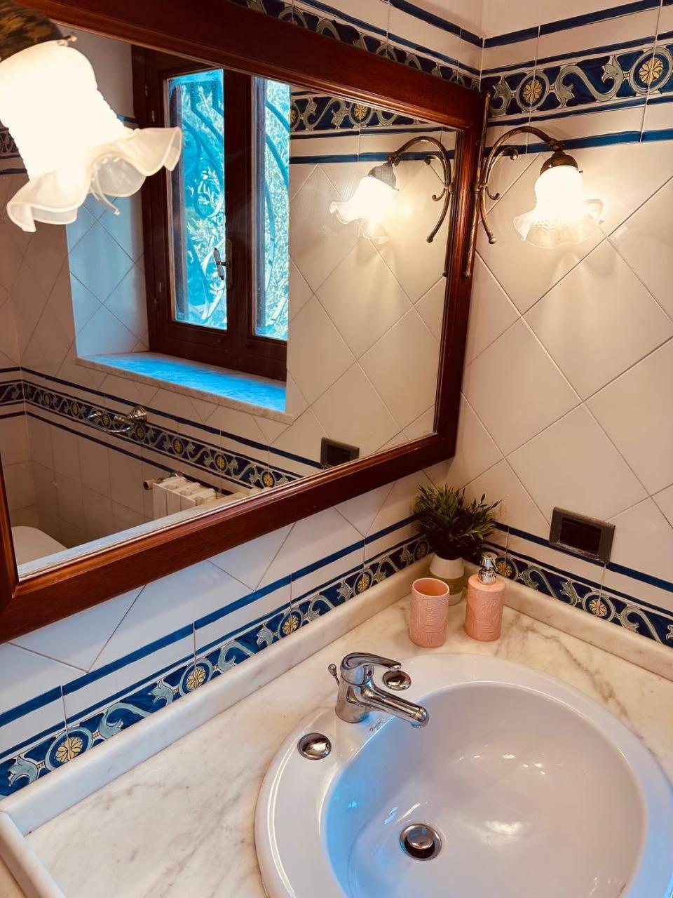 Villa Tiche チェファル エクステリア 写真